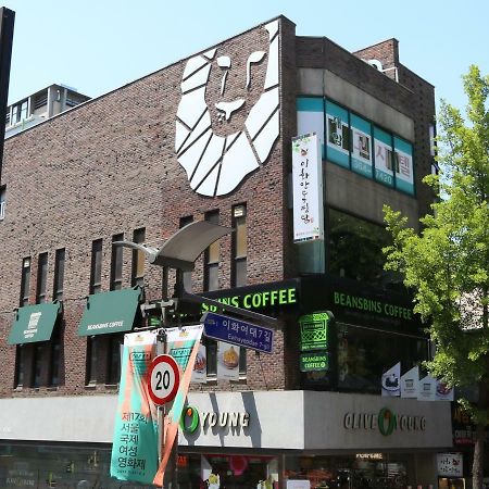 Philstay Ehwa Boutique - Female Only Seoul Exterior photo