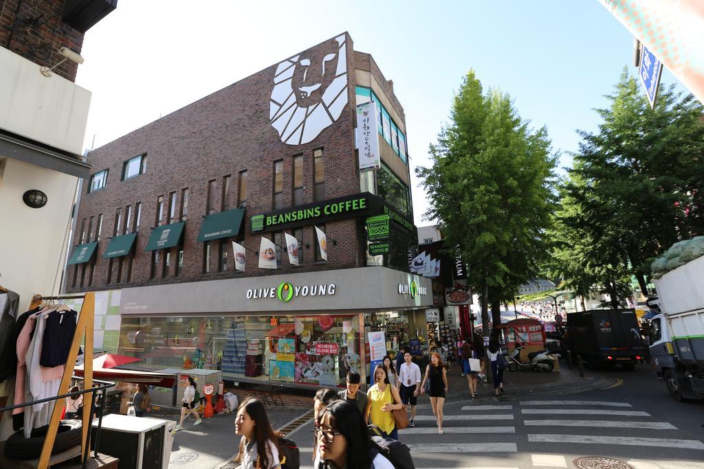 Philstay Ehwa Boutique - Female Only Seoul Exterior photo