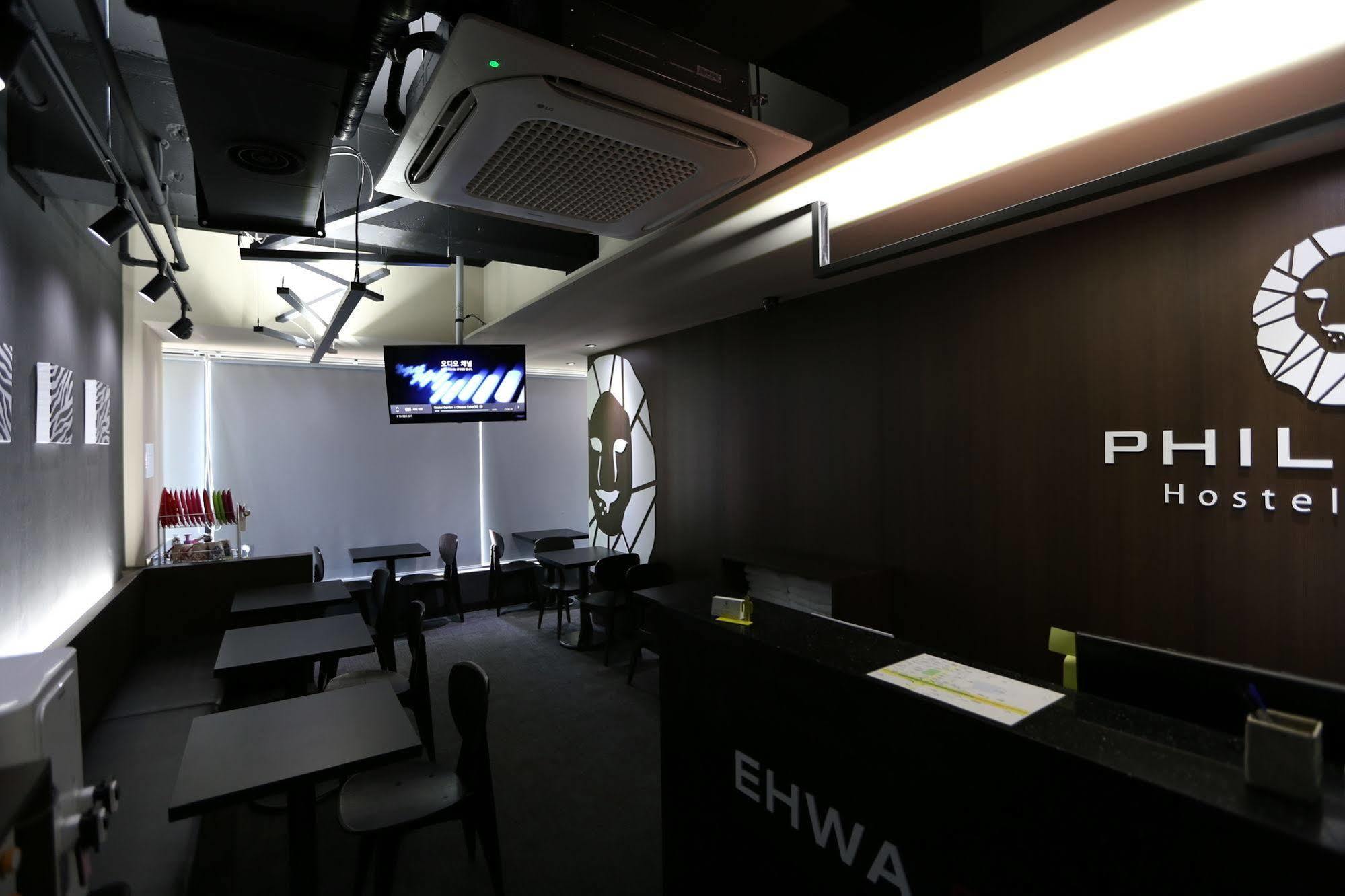 Philstay Ehwa Boutique - Female Only Seoul Exterior photo